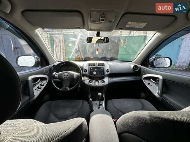 Тойота РАВ 4 2008 в Харькове на Automoto.ua Черный Тойота РАВ 4, объемом двигателя 2 л и пробегом 235 тыс. км за 9700 $, фото 21 на Automoto.ua