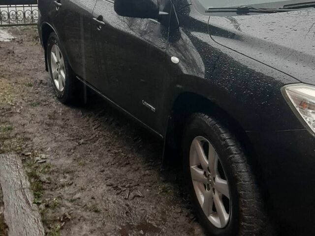 Черный Тойота РАВ 4, объемом двигателя 2.4 л и пробегом 317 тыс. км за 9500 $, фото 2 на Automoto.ua