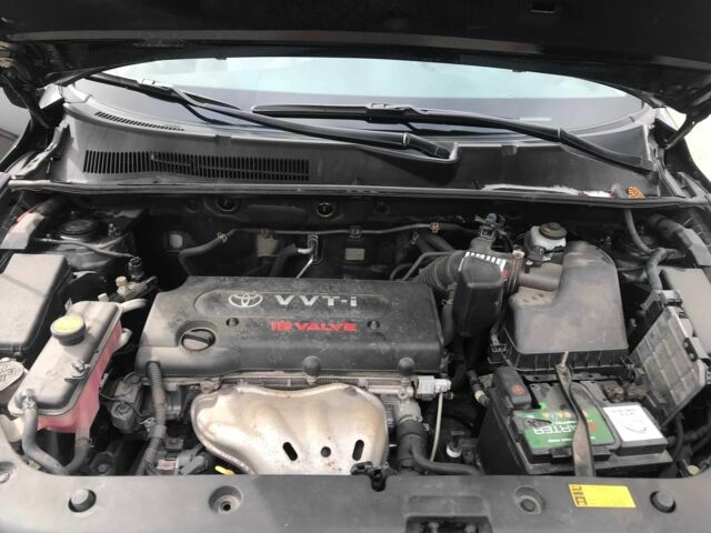 Черный Тойота РАВ 4, объемом двигателя 0.24 л и пробегом 212 тыс. км за 10999 $, фото 12 на Automoto.ua