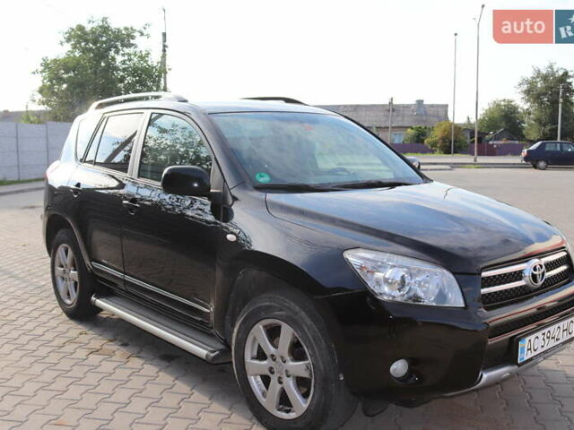 Черный Тойота РАВ 4, объемом двигателя 2.2 л и пробегом 270 тыс. км за 9500 $, фото 3 на Automoto.ua