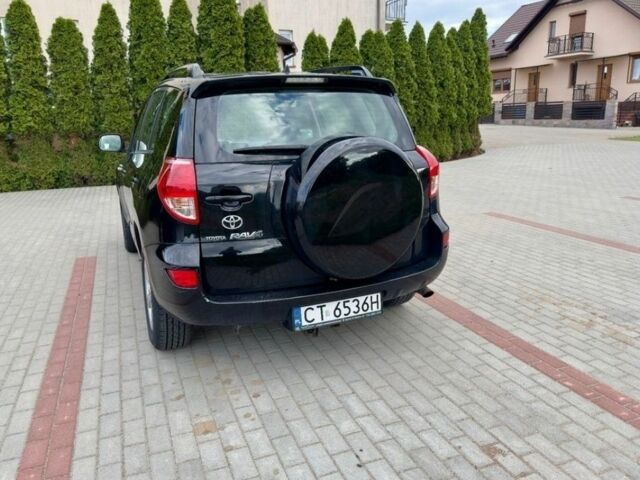 Чорний Тойота РАВ 4, об'ємом двигуна 2.2 л та пробігом 234 тис. км за 3100 $, фото 4 на Automoto.ua