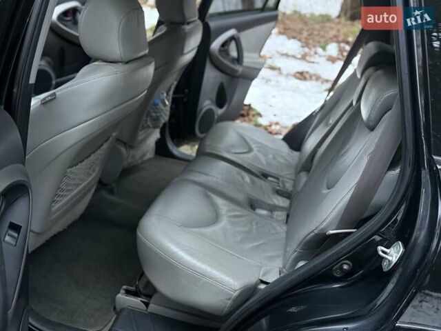 Черный Тойота РАВ 4, объемом двигателя 2.36 л и пробегом 268 тыс. км за 7500 $, фото 51 на Automoto.ua