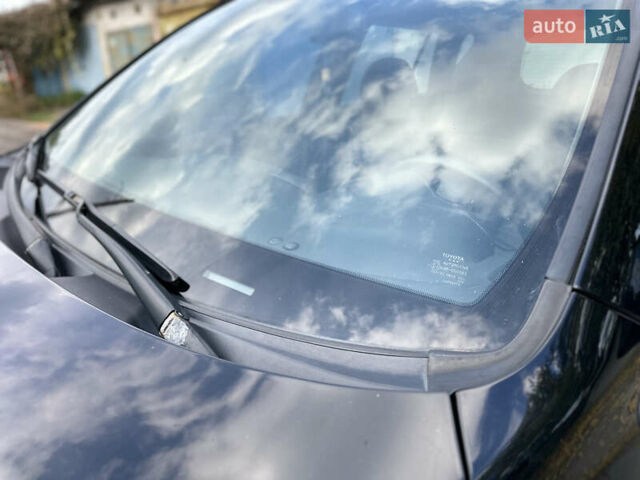Тойота РАВ 4 2008 в Харькове на Automoto.ua Черный Тойота РАВ 4, объемом двигателя 2 л и пробегом 235 тыс. км за 9700 $, фото 8 на Automoto.ua
