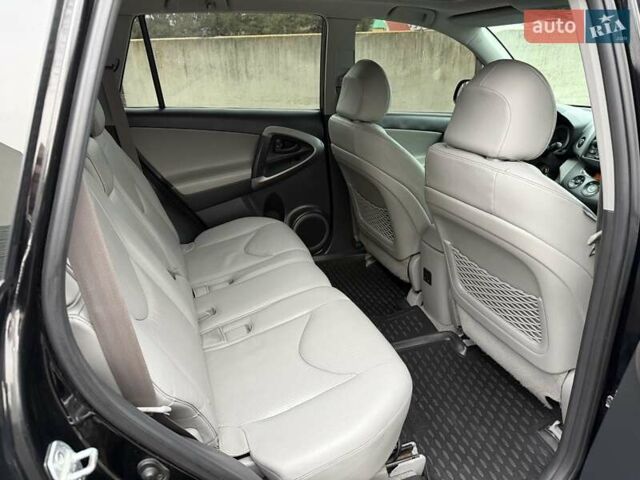 Черный Тойота РАВ 4, объемом двигателя 2.4 л и пробегом 173 тыс. км за 10500 $, фото 15 на Automoto.ua