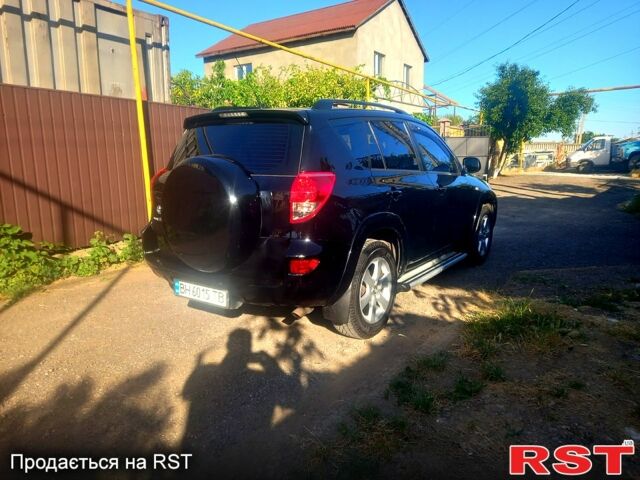 Чорний Тойота РАВ 4, об'ємом двигуна 2.4 л та пробігом 215 тис. км за 10800 $, фото 2 на Automoto.ua
