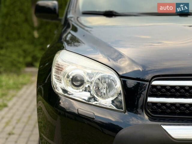 Черный Тойота РАВ 4, объемом двигателя 2 л и пробегом 87 тыс. км за 12800 $, фото 24 на Automoto.ua