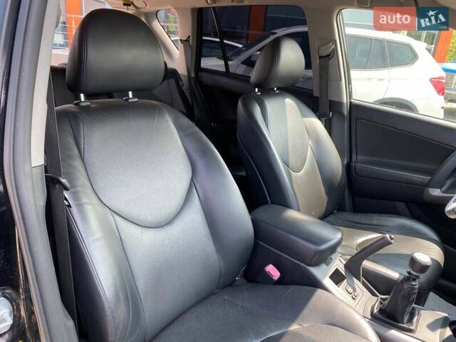 Чорний Тойота РАВ 4, об'ємом двигуна 2.23 л та пробігом 178 тис. км за 9200 $, фото 22 на Automoto.ua