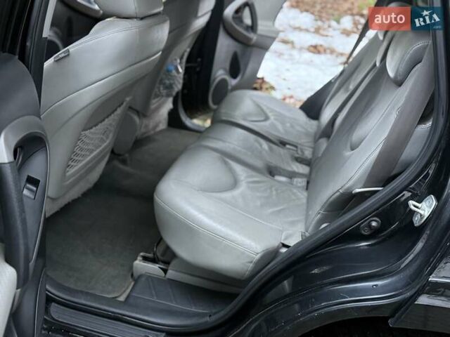 Черный Тойота РАВ 4, объемом двигателя 2.36 л и пробегом 267 тыс. км за 7777 $, фото 50 на Automoto.ua