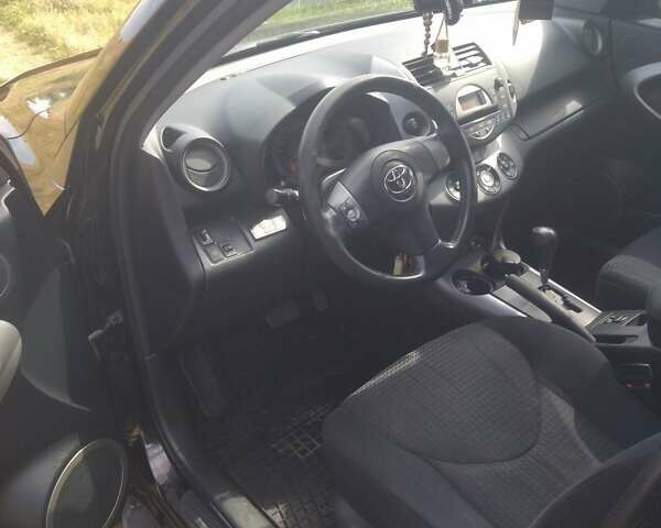 Тойота РАВ 4 2008 в Белой Церкве на Automoto.ua Черный Тойота РАВ 4, объемом двигателя 2 л и пробегом 133 тыс. км за 9800 $, фото 2 на Automoto.ua