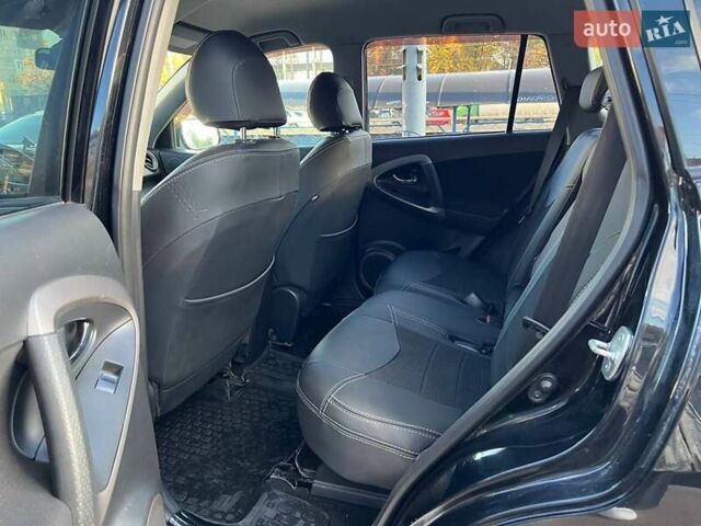 Тойота РАВ 4 2008 в Киеве на Automoto.ua Черный Тойота РАВ 4, объемом двигателя 2 л и пробегом 320 тыс. км за 12700 $, фото 11 на Automoto.ua