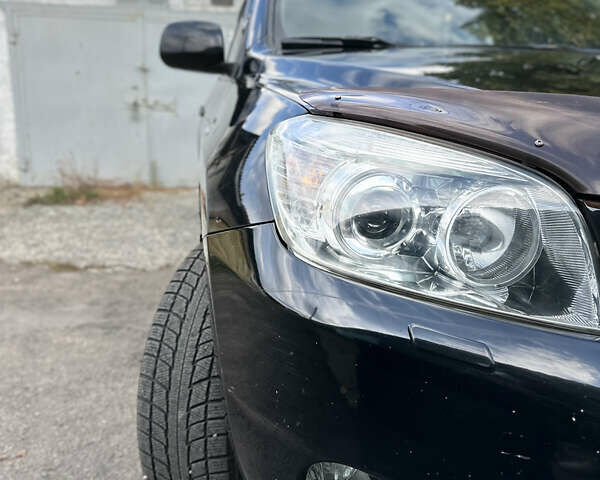 Тойота РАВ 4 2008 в Харькове на Automoto.ua Черный Тойота РАВ 4, объемом двигателя 2 л и пробегом 235 тыс. км за 9700 $, фото 7 на Automoto.ua