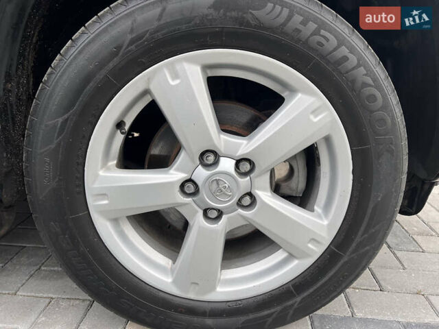 Черный Тойота РАВ 4, объемом двигателя 2 л и пробегом 270 тыс. км за 9500 $, фото 15 на Automoto.ua