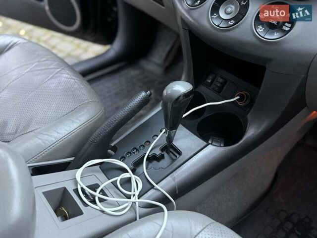 Черный Тойота РАВ 4, объемом двигателя 2.36 л и пробегом 267 тыс. км за 7777 $, фото 39 на Automoto.ua