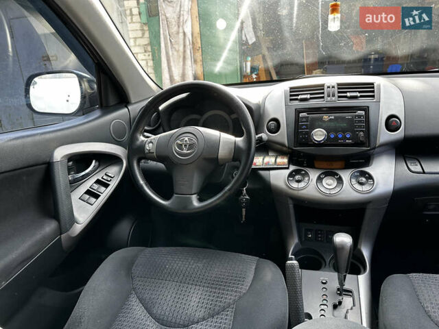 Тойота РАВ 4 2008 в Харькове на Automoto.ua Черный Тойота РАВ 4, объемом двигателя 2 л и пробегом 235 тыс. км за 9700 $, фото 23 на Automoto.ua