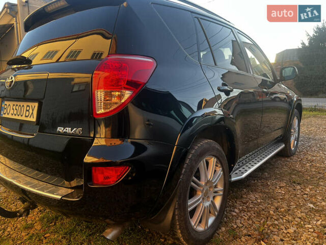 Чорний Тойота РАВ 4, об'ємом двигуна 2.23 л та пробігом 235 тис. км за 9100 $, фото 13 на Automoto.ua