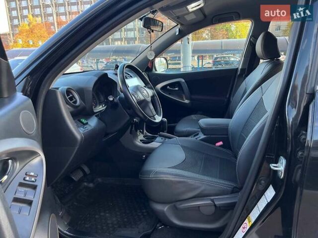 Тойота РАВ 4 2008 в Киеве на Automoto.ua Черный Тойота РАВ 4, объемом двигателя 2 л и пробегом 320 тыс. км за 12700 $, фото 6 на Automoto.ua