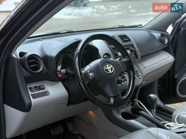 Черный Тойота РАВ 4, объемом двигателя 2.36 л и пробегом 268 тыс. км за 7400 $, фото 31 на Automoto.ua