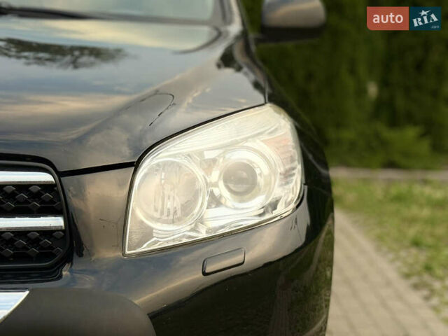 Черный Тойота РАВ 4, объемом двигателя 2 л и пробегом 87 тыс. км за 12800 $, фото 25 на Automoto.ua