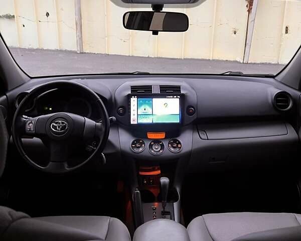 Черный Тойота РАВ 4, объемом двигателя 2.4 л и пробегом 268 тыс. км за 10500 $, фото 13 на Automoto.ua