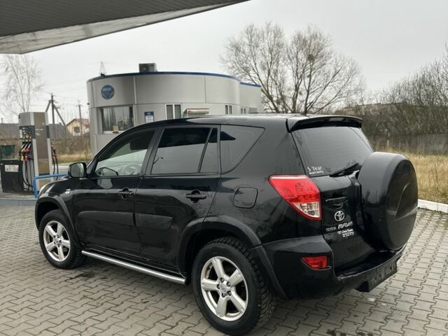 Черный Тойота РАВ 4, объемом двигателя 2.2 л и пробегом 316 тыс. км за 4290 $, фото 2 на Automoto.ua