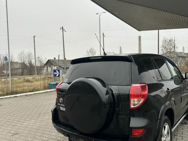 Черный Тойота РАВ 4, объемом двигателя 2.2 л и пробегом 316 тыс. км за 4290 $, фото 15 на Automoto.ua