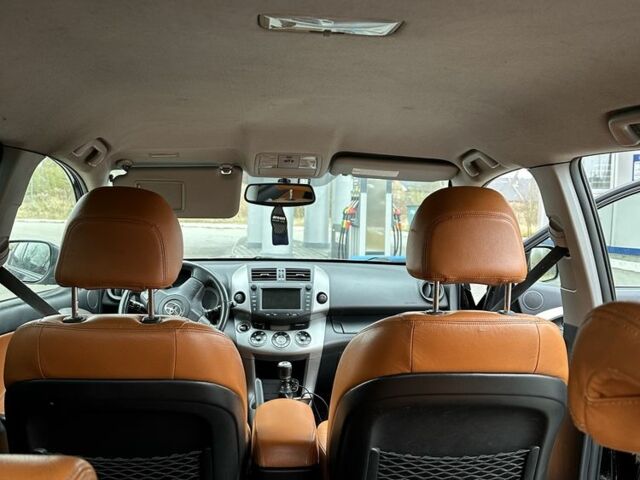 Черный Тойота РАВ 4, объемом двигателя 2.2 л и пробегом 316 тыс. км за 4290 $, фото 7 на Automoto.ua