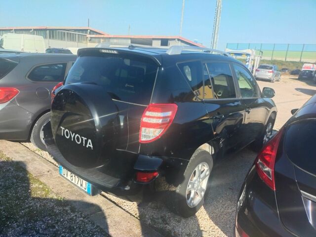 Чорний Тойота РАВ 4, об'ємом двигуна 2.2 л та пробігом 237 тис. км за 5999 $, фото 2 на Automoto.ua