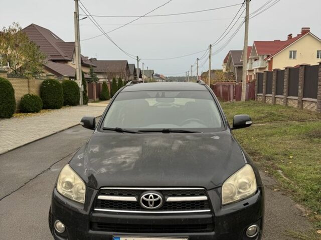 Черный Тойота РАВ 4, объемом двигателя 2 л и пробегом 230 тыс. км за 6800 $, фото 2 на Automoto.ua