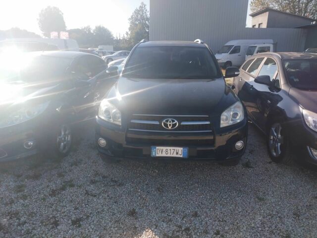 Чорний Тойота РАВ 4, об'ємом двигуна 2.2 л та пробігом 237 тис. км за 5999 $, фото 6 на Automoto.ua