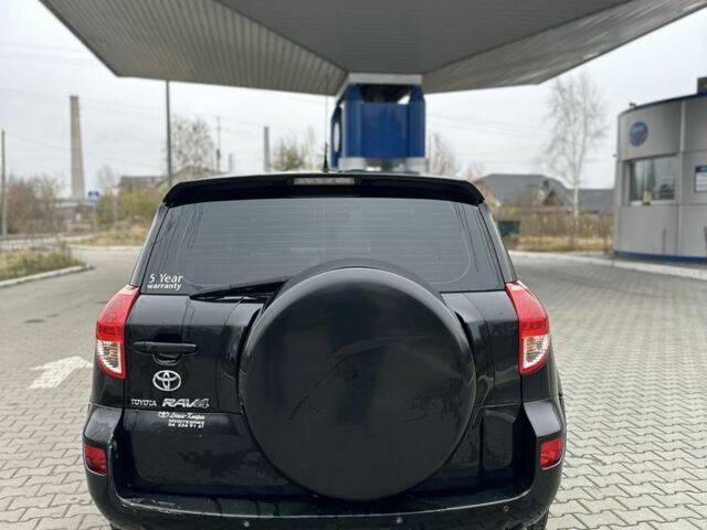 Черный Тойота РАВ 4, объемом двигателя 2.2 л и пробегом 316 тыс. км за 4290 $, фото 8 на Automoto.ua