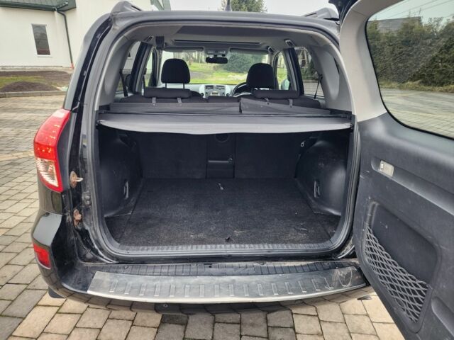 Черный Тойота РАВ 4, объемом двигателя 2.2 л и пробегом 199 тыс. км за 4419 $, фото 22 на Automoto.ua