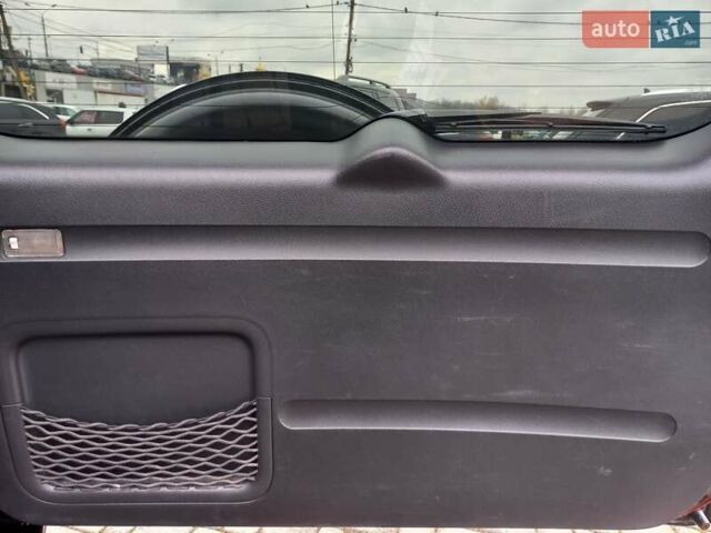 Чорний Тойота РАВ 4, об'ємом двигуна 2.36 л та пробігом 241 тис. км за 13600 $, фото 27 на Automoto.ua