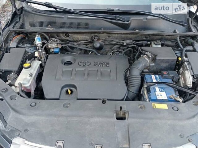 Чорний Тойота РАВ 4, об'ємом двигуна 2 л та пробігом 105 тис. км за 16200 $, фото 18 на Automoto.ua