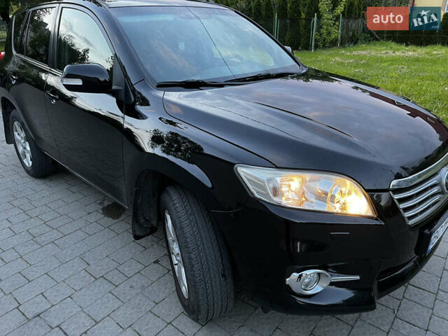 Черный Тойота РАВ 4, объемом двигателя 1.99 л и пробегом 184 тыс. км за 11600 $, фото 2 на Automoto.ua