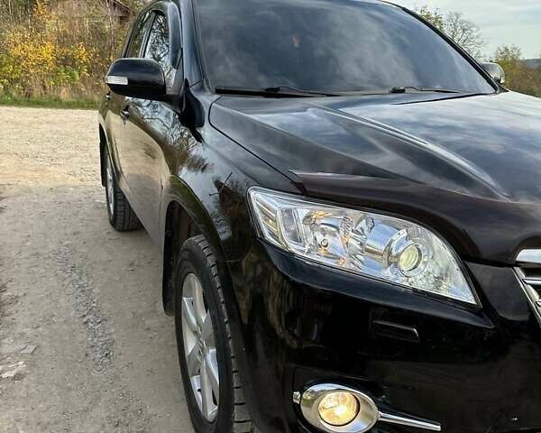 Черный Тойота РАВ 4, объемом двигателя 2 л и пробегом 269 тыс. км за 12500 $, фото 6 на Automoto.ua