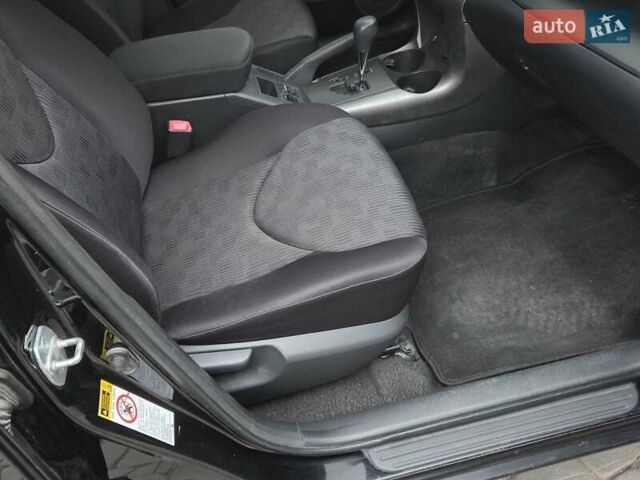 Черный Тойота РАВ 4, объемом двигателя 2.2 л и пробегом 170 тыс. км за 11000 $, фото 7 на Automoto.ua