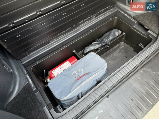 Черный Тойота РАВ 4, объемом двигателя 2 л и пробегом 173 тыс. км за 13300 $, фото 17 на Automoto.ua