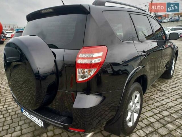 Чорний Тойота РАВ 4, об'ємом двигуна 2.36 л та пробігом 241 тис. км за 13600 $, фото 5 на Automoto.ua