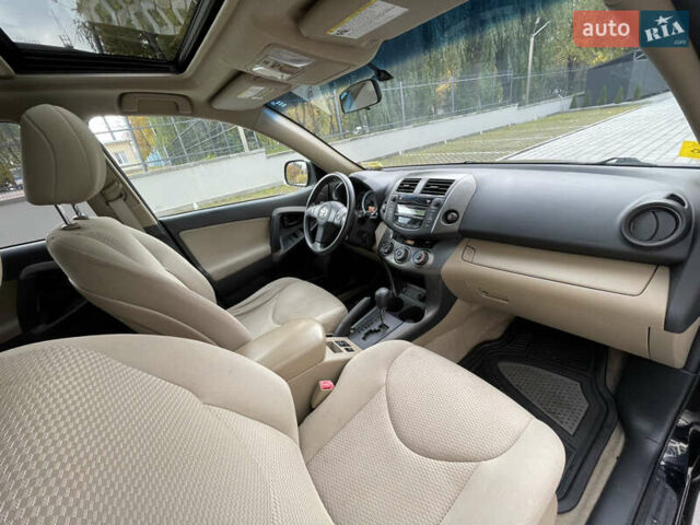 Черный Тойота РАВ 4, объемом двигателя 2.49 л и пробегом 220 тыс. км за 10500 $, фото 19 на Automoto.ua