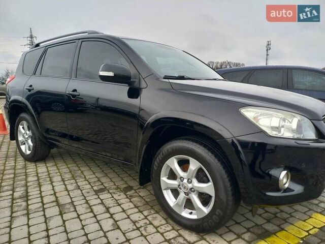 Чорний Тойота РАВ 4, об'ємом двигуна 2.36 л та пробігом 241 тис. км за 13600 $, фото 7 на Automoto.ua
