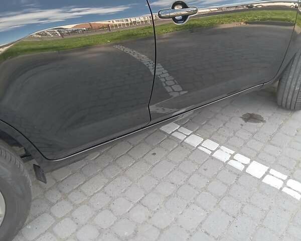 Черный Тойота РАВ 4, объемом двигателя 2.23 л и пробегом 194 тыс. км за 14000 $, фото 13 на Automoto.ua