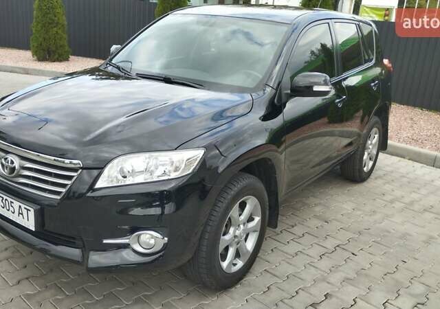Чорний Тойота РАВ 4, об'ємом двигуна 2 л та пробігом 184 тис. км за 12500 $, фото 4 на Automoto.ua