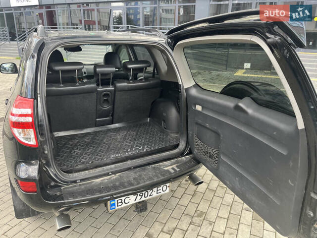 Чорний Тойота РАВ 4, об'ємом двигуна 2 л та пробігом 138 тис. км за 11500 $, фото 14 на Automoto.ua