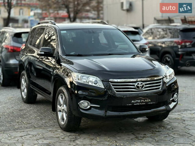 Черный Тойота РАВ 4, объемом двигателя 2 л и пробегом 184 тыс. км за 12900 $, фото 3 на Automoto.ua