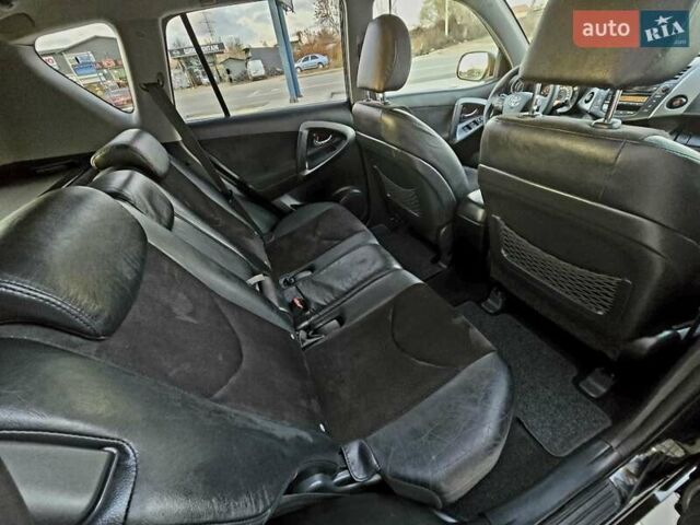 Черный Тойота РАВ 4, объемом двигателя 2.2 л и пробегом 182 тыс. км за 13950 $, фото 55 на Automoto.ua