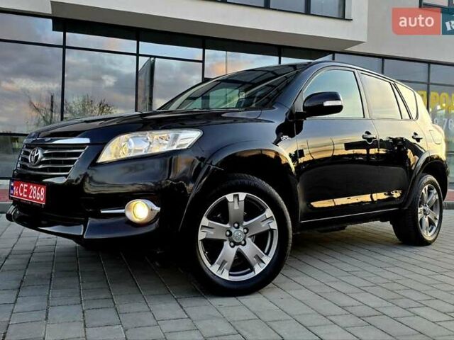 Черный Тойота РАВ 4, объемом двигателя 2.2 л и пробегом 182 тыс. км за 13950 $, фото 1 на Automoto.ua