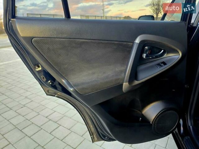 Черный Тойота РАВ 4, объемом двигателя 2.2 л и пробегом 182 тыс. км за 13950 $, фото 62 на Automoto.ua