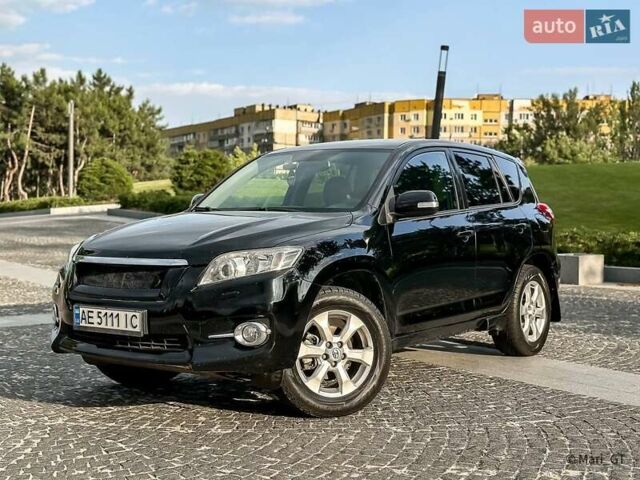 Чорний Тойота РАВ 4, об'ємом двигуна 2 л та пробігом 210 тис. км за 12500 $, фото 15 на Automoto.ua