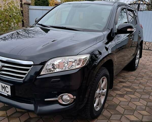 Чорний Тойота РАВ 4, об'ємом двигуна 2 л та пробігом 278 тис. км за 13500 $, фото 6 на Automoto.ua