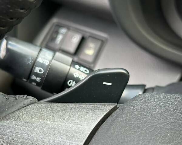 Чорний Тойота РАВ 4, об'ємом двигуна 2 л та пробігом 210 тис. км за 12500 $, фото 49 на Automoto.ua